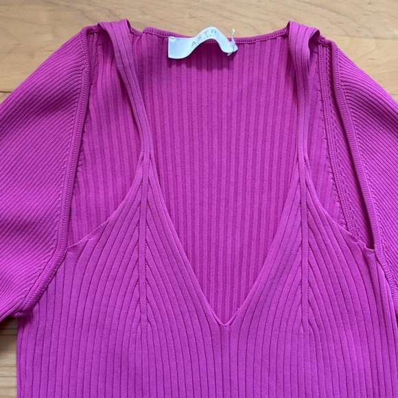 ASTR the Label Estefania Sweater Womens Size Large Pink Ribbed Bright Wicked - Picture 4 of 6